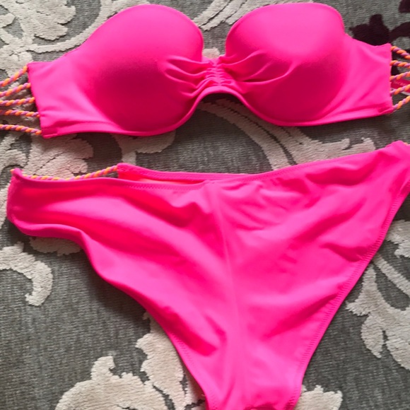Victoria’s Secret bathing suit - Picture 2 of 10